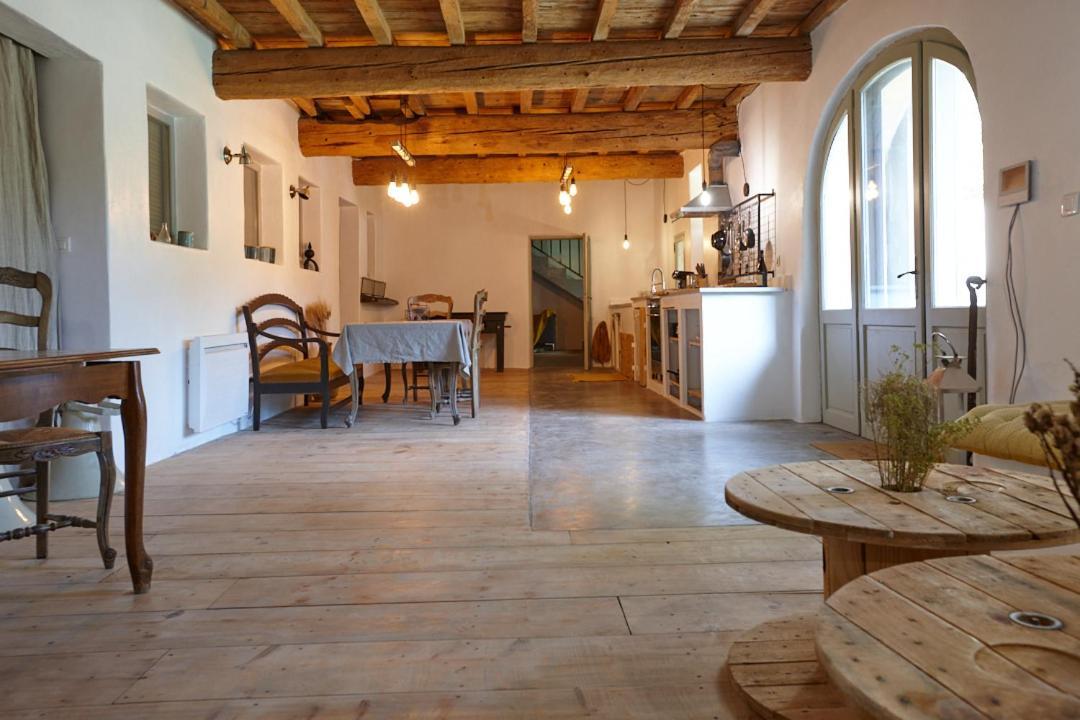 Maison Tara Verte Au Mas Montredon Arles Eksteriør billede